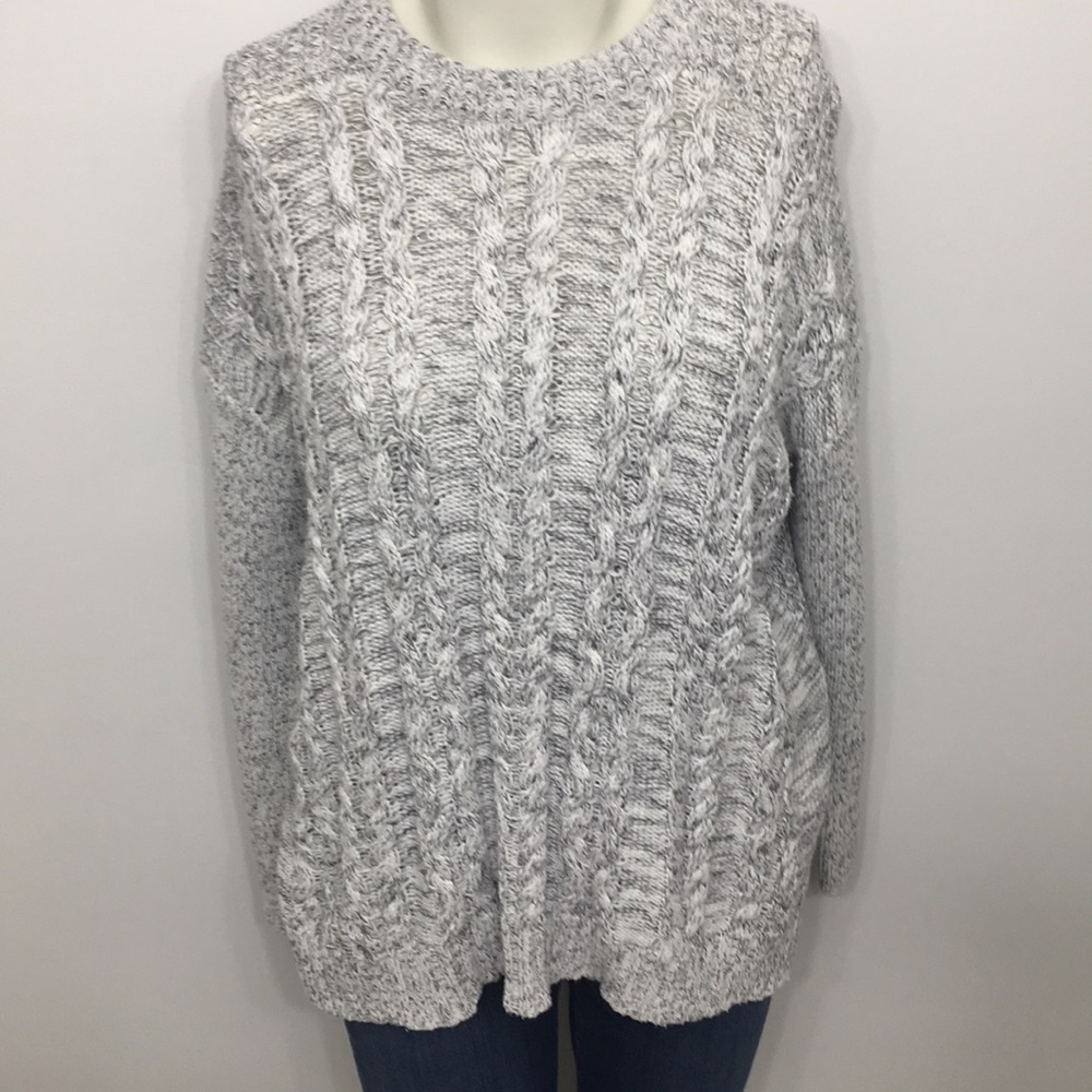 1 State Gray White Sweater Size Small